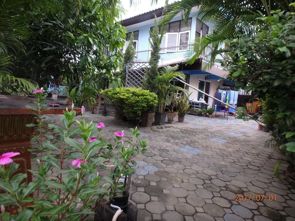 The Blue14 House Chiang Mai Apartment Exterior foto