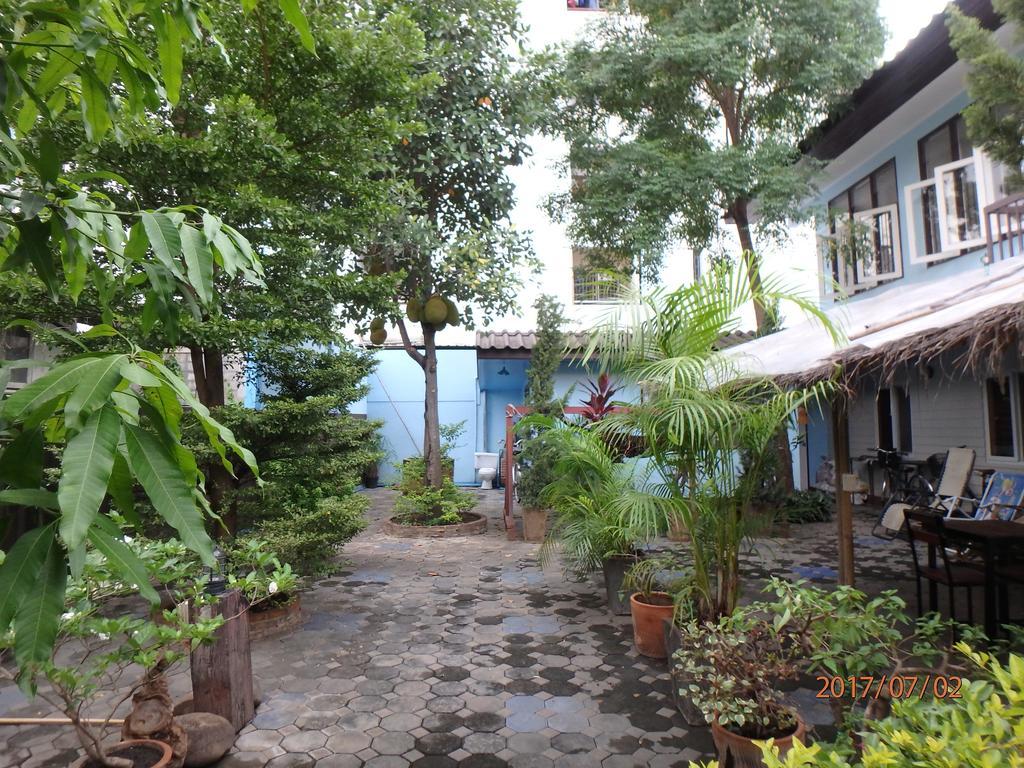 The Blue14 House Chiang Mai Apartment Exterior foto
